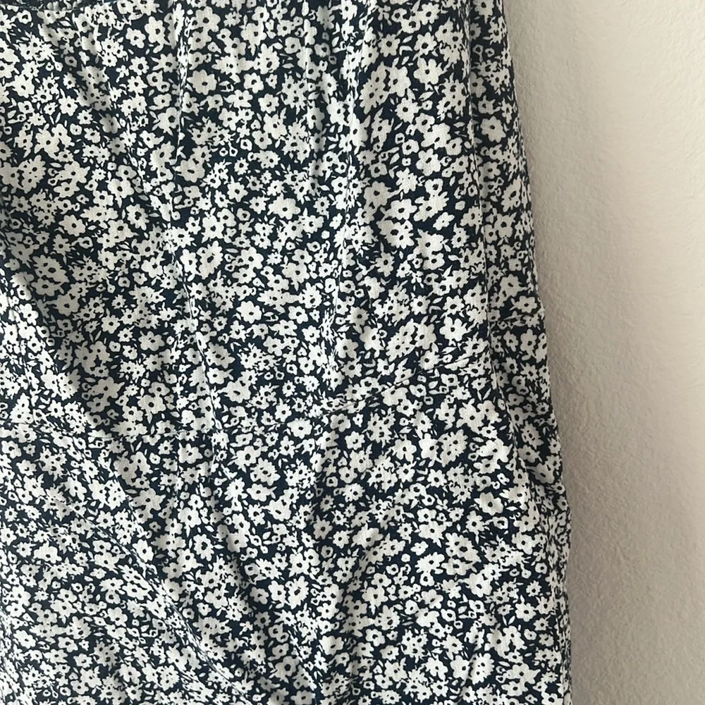 Old Navy Floral Dress - XL - Picture 4 of 10